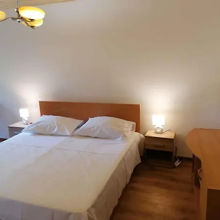 In - Istrien 42505 Krnica